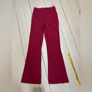 Size 6 Lululemon flared pants